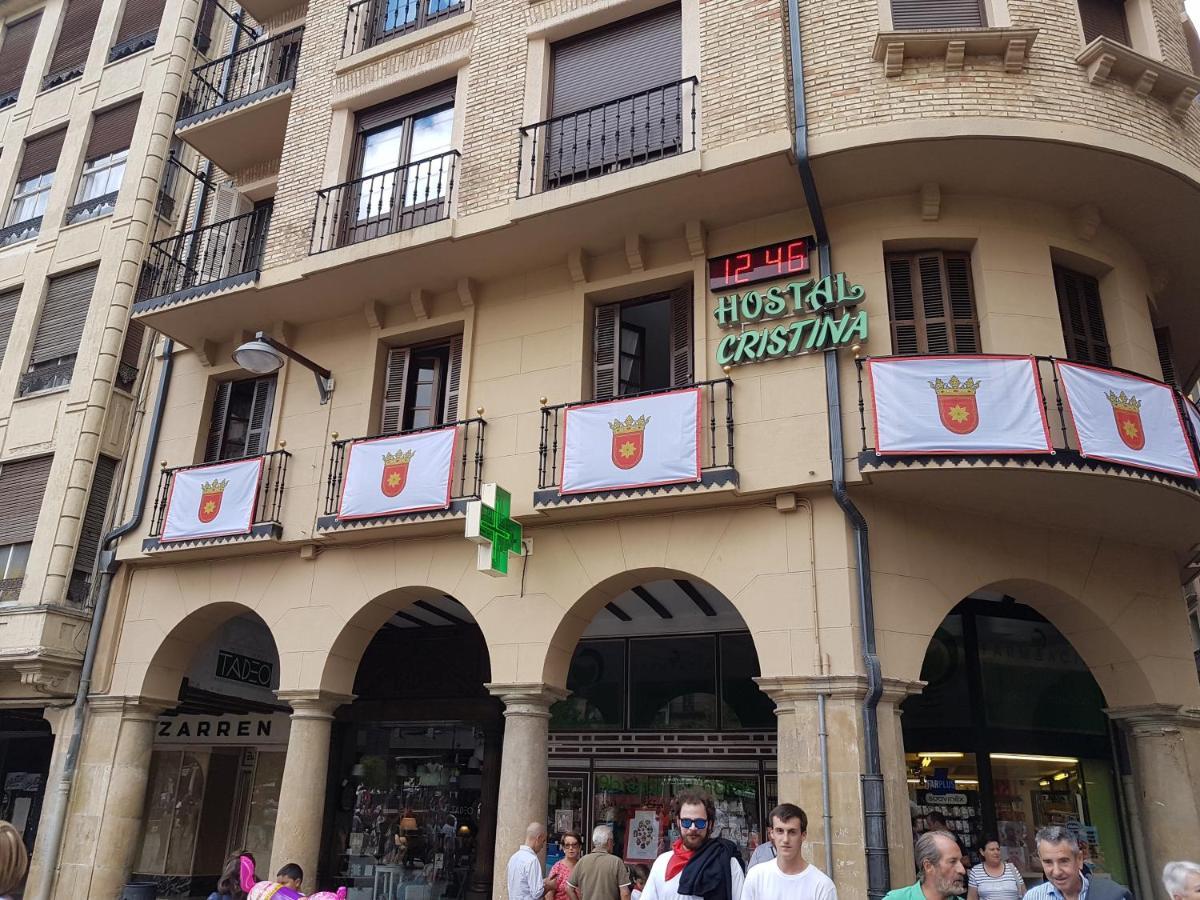 Hostal Cristina Estella Bagian luar foto
